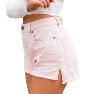 NWT Amuse Society Crossroads Pink Denim Shorts Women’s Size 29